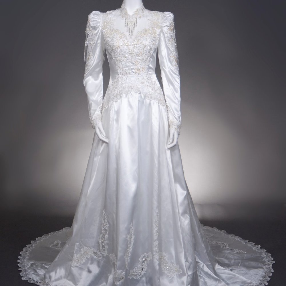 Alfred Angelo Dream Maker Wedding Dress